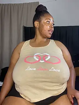 LunaCovenn live XXX chat