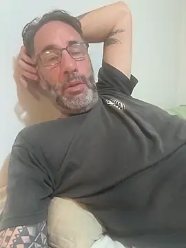 Chat +18 de Tiojhonny ao vivo