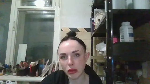 Trinsy_Love Chat XXX in diretta