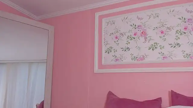 mae_lyra's Live XXX Chat