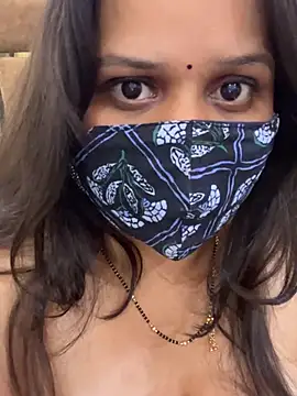 عرض كام Catchybusty