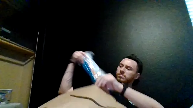 Tallhungcloudyyy's Webcam Show