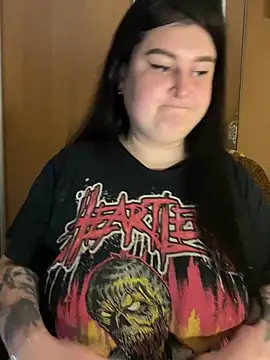 CassieLazy Chat XXX in diretta