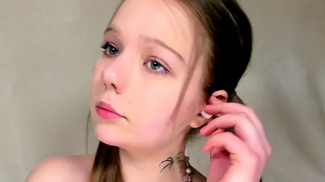 Czat XXX na żywo – MelMooon