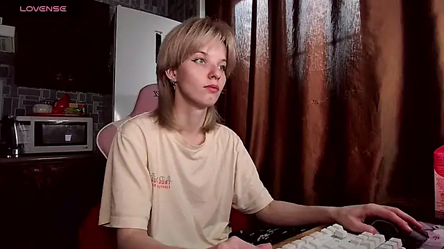 Madelaineses Live XXX Chat