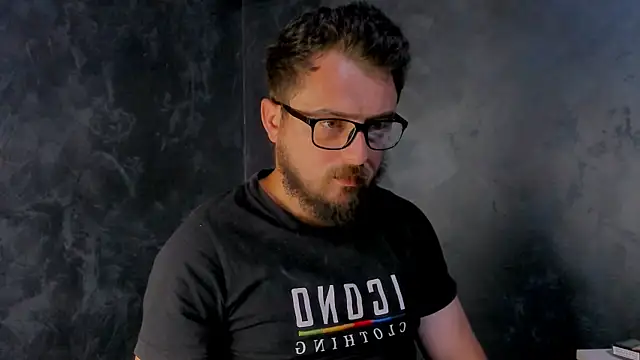 CLOUDYMARK's Webcam Show