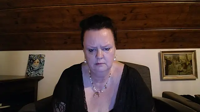 TiffanyMature's Live XXX Chat