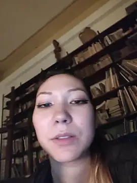 LoveFoxyQueen Webcam show