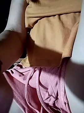 kaia-cam Adlı Modelin Canlı XXX Sohbeti