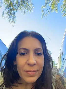 Chat +18 de BeautifulMesss ao vivo