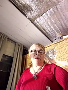 momismilf544 live XXX chat