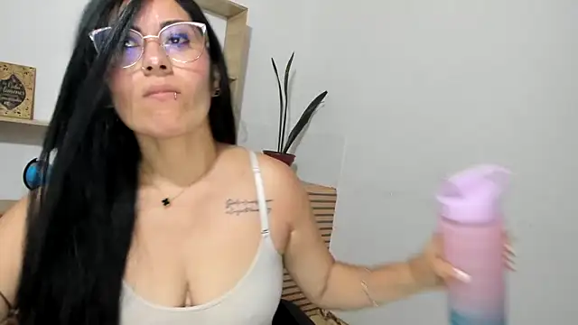 Tania_mature's Live XXX Chat