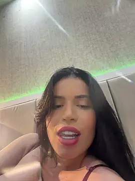 Онлайн чат XXX Rafaellaz