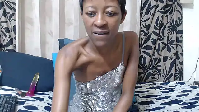 Chat XXX en directo de Sexynaughty23