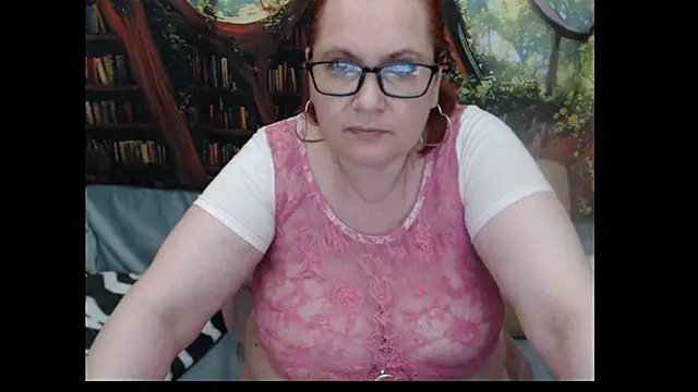 PlayfullMature Live XXX Chat