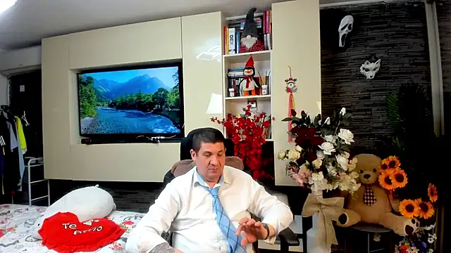 SpartacusDaddy48's Live XXX Chat