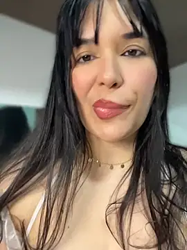 Show de Doce_Giovanna na webcam
