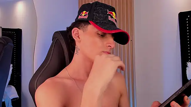MateoMitchell 웹캠 쇼