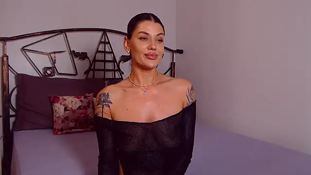 YvonneEverlee Chat XXX in diretta
