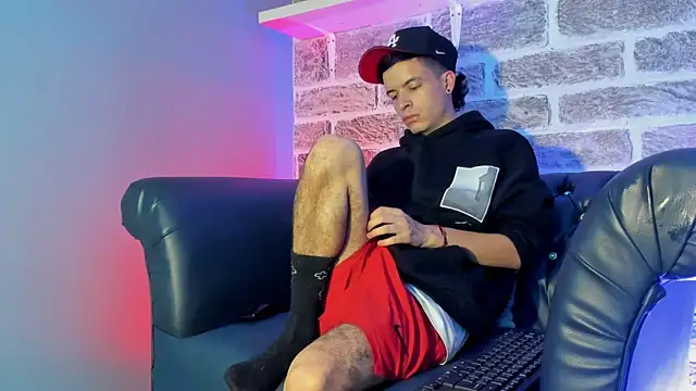 Show de kevinn_bluee na webcam