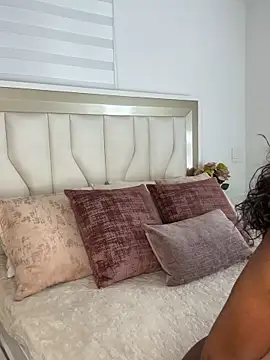 Ayra-starh – webcam-show