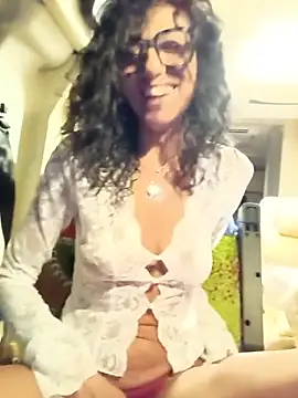 Biricchina6974 Webcam show
