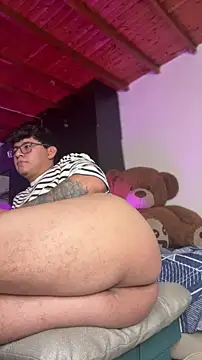 Chatroom XXX en direct de ChrisRuiz