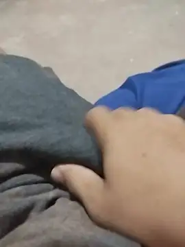 zerobert69's Webcam Show