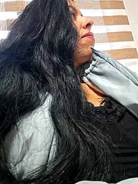 Luianna Live XXX-Chat
