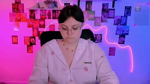 צ'אט XXX בשידור חי של nikole_kitt