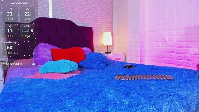 Chat XXX en directo de SWEET_KITTY_01