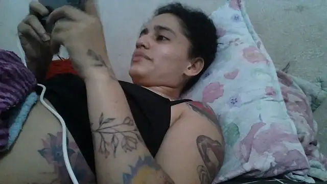 دردشة girl_tits الجنسية المباشرة