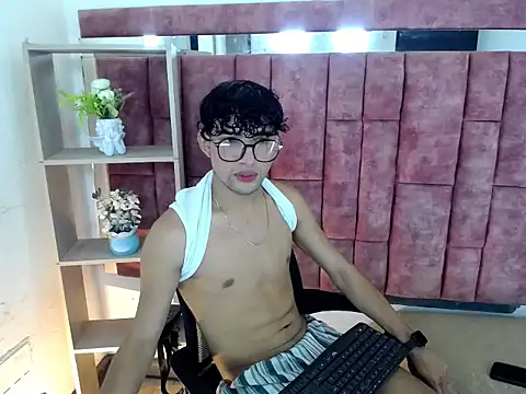 Webkamerová show Logaanhotts
