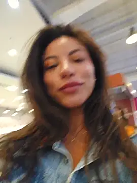 Karen_San_Miguel Adlı Modelin Canlı XXX Sohbeti