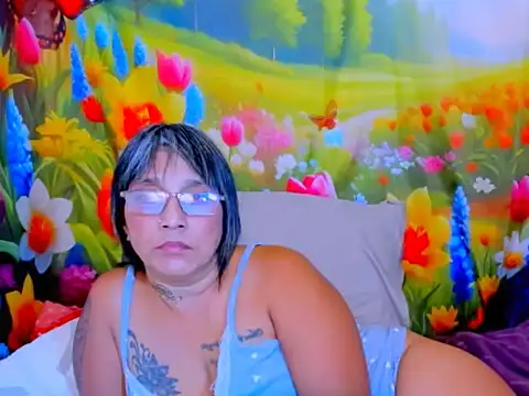 Chat XXX en directo de indianroxy
