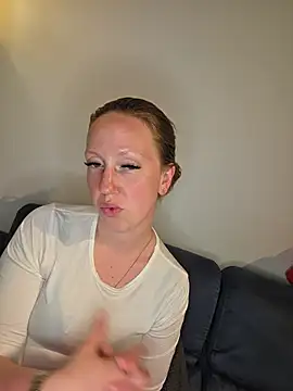 Chat +18 de SweetGermanAlina ao vivo