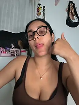 Annya-sweet Chat XXX in diretta