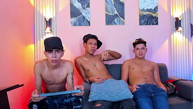 PharaohHeat_ Chat XXX in diretta