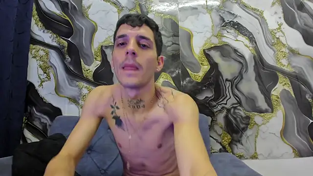 Show modela boy_max_latin na web-kameri