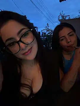Natha_Fantasy Adlı Modelin Canlı XXX Sohbeti