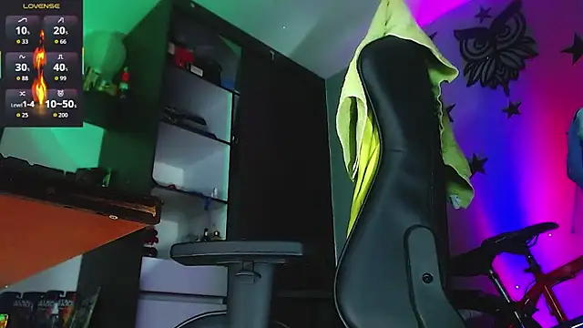 Chat +18 de justincs ao vivo