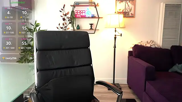 olivia_jeas XXX чат на живо