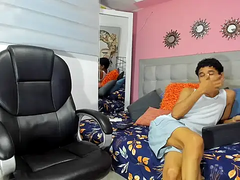Xavier-Fox – webcam-show