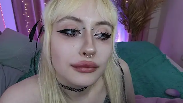 rraffaellka Chat XXX live