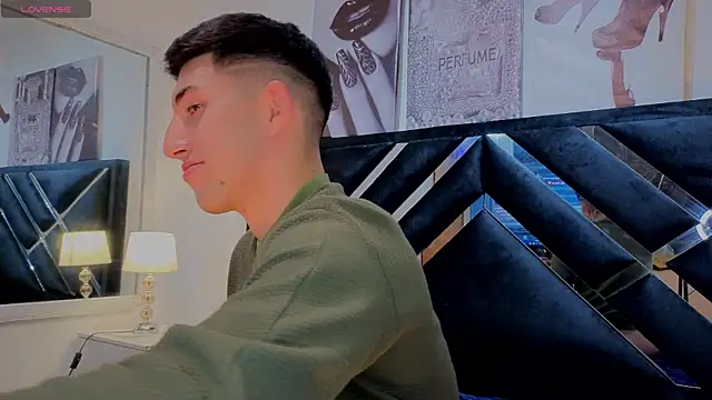Un_Sluttyy Show Webcam