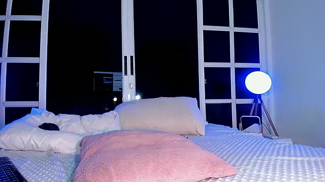 XXX chat uživo modela LottiCarter