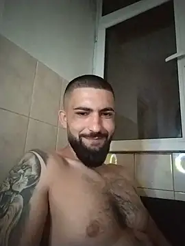 Czat XXX na żywo – Tommy_Porn_