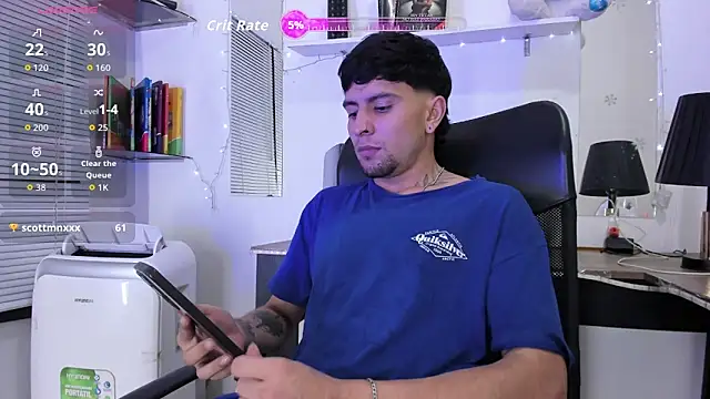 StefanoBigCock: διαδικτυακό σόου στην κάμερα