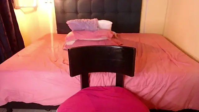 Catalinajane1 现场XXX聊天