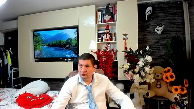 SpartacusDaddy48 Live XXX-chat